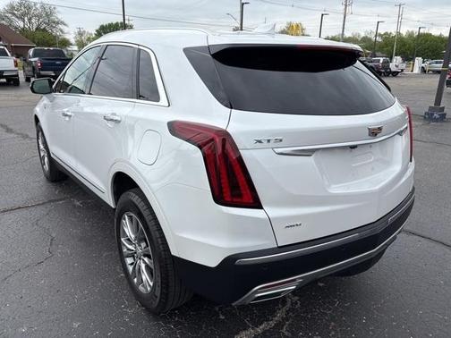 2021 Cadillac XT5 Premium Luxury