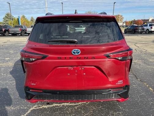 2024 Toyota Sienna XSE