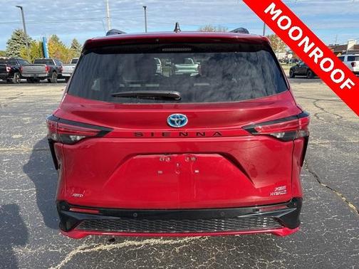 2024 Toyota Sienna XSE
