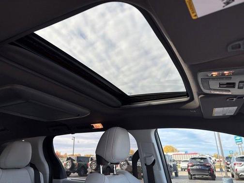 2024 Toyota Sienna XSE