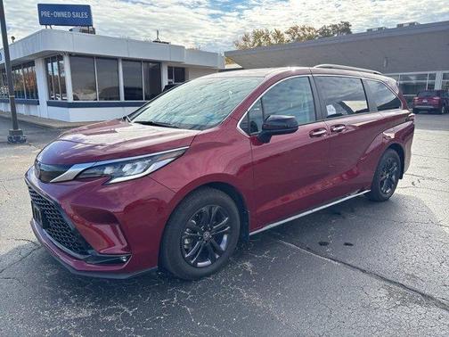 2024 Toyota Sienna XSE
