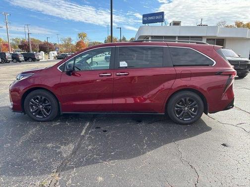 2024 Toyota Sienna XSE