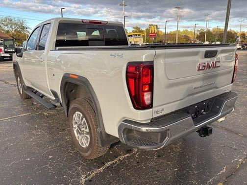 2024 GMC Sierra 2500 SLE