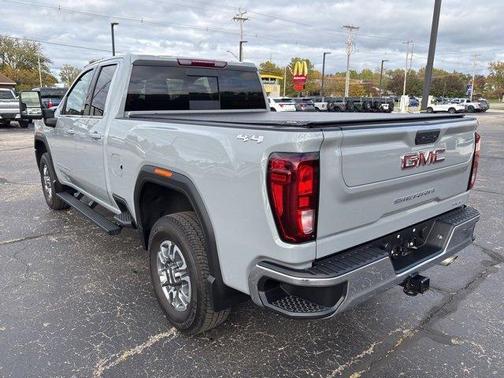 2024 GMC Sierra 2500 SLE