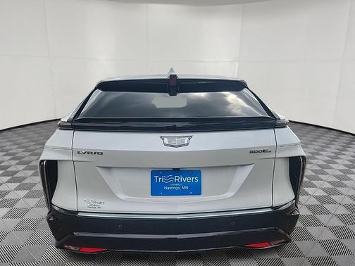 Crystal White Tricoat 2024 Cadillac LYRIQ Tech