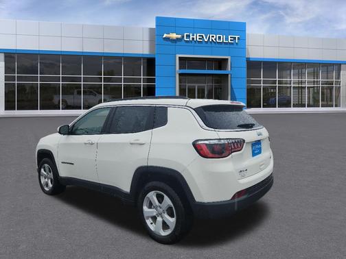 White Clearcoat 2018 Jeep Compass Latitude
