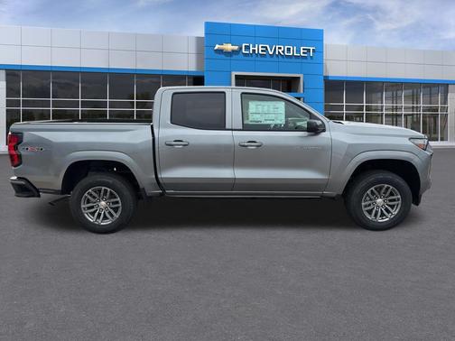 Sterling Gray Metallic 2026 Chevrolet Colorado LT