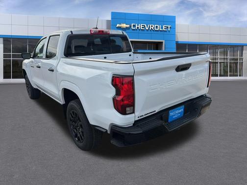 Summit White 2026 Chevrolet Colorado WT