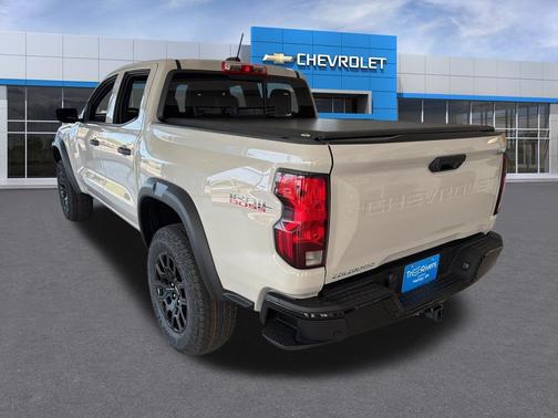 White Sands 2026 Chevrolet Colorado Trail Boss