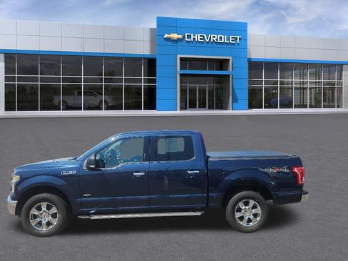 Blue 2015 Ford F-150 XLT