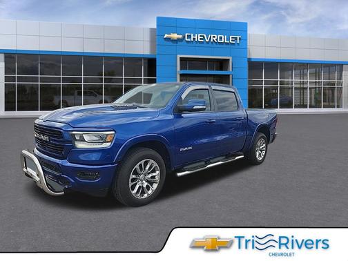 Blue Streak Pearlcoat 2019 RAM 1500 Laramie