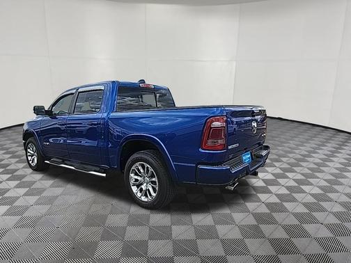Blue Streak Pearlcoat 2019 RAM 1500 Laramie
