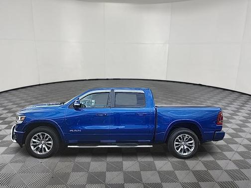 Blue Streak Pearlcoat 2019 RAM 1500 Laramie