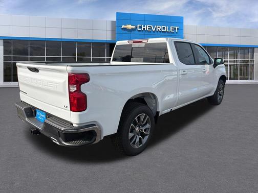 Summit White 2026 Chevrolet Silverado 1500 LT