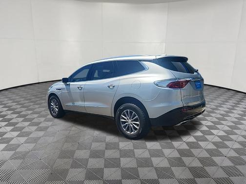 Quicksilver Metallic 2022 Buick Enclave AWD Essence