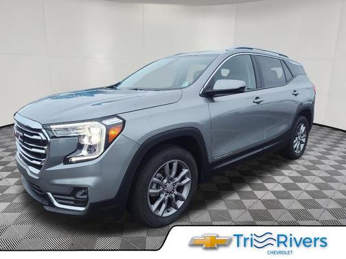 Sterling Metallic 2024 GMC Terrain SLT
