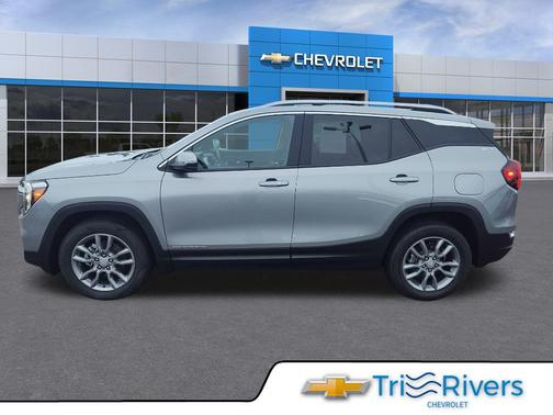 Sterling Metallic 2024 GMC Terrain SLT