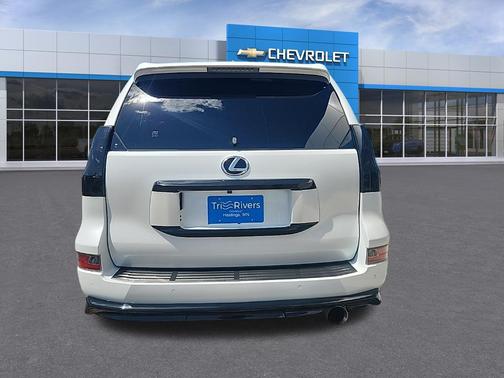 White Pearl 2023 Lexus GX 460 Premium