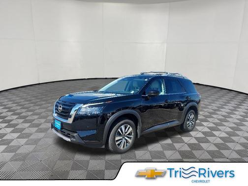 Super Black 2025 Nissan Pathfinder SL 4WD
