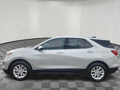 Silver Ice Metallic 2020 Chevrolet Equinox 1LT