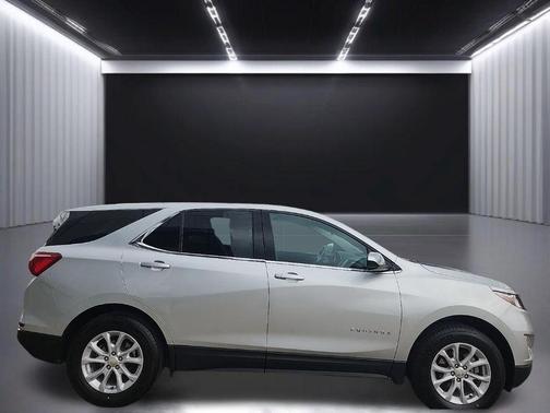 Silver Ice Metallic 2020 Chevrolet Equinox 1LT
