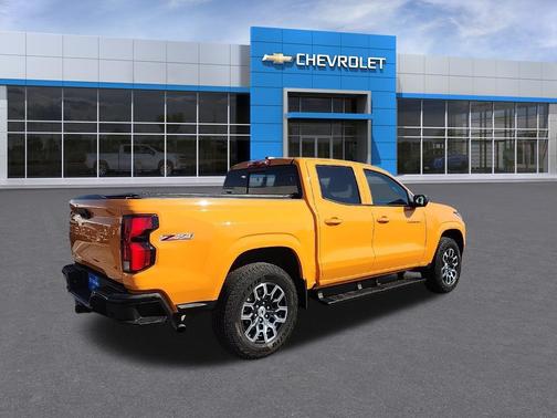 Sunrise Orange 2025 Chevrolet Colorado Z71