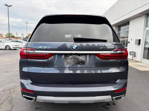 2022 BMW X7 xDrive40i