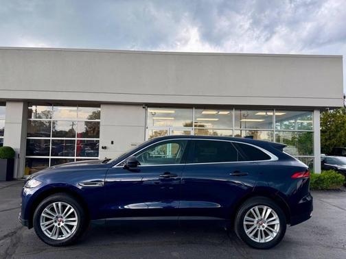 Dark Sapphire Metallic 2017 Jaguar F-PACE 35t Prestige