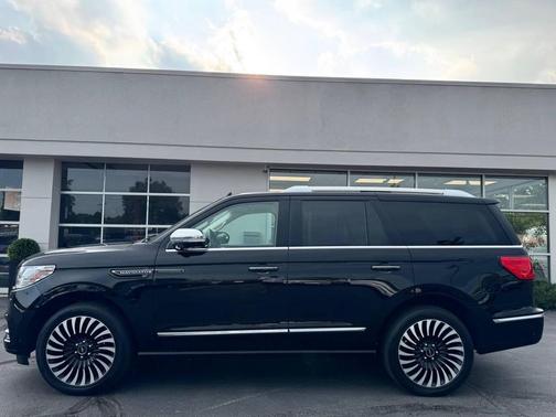 2021 Lincoln Navigator Black Label