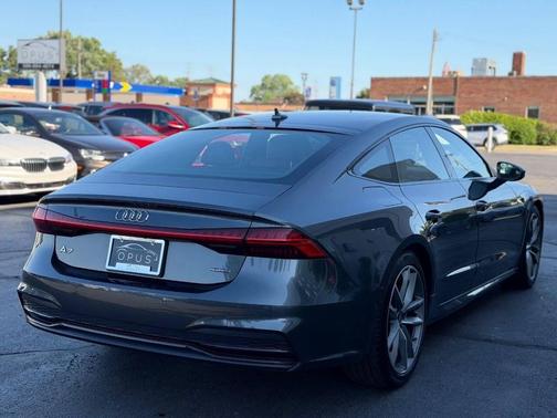 Daytona Gray Pearl Effect 2022 Audi A7 55 Prestige