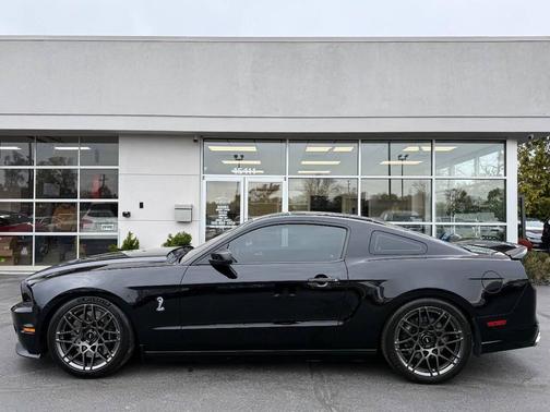 2014 Ford Shelby GT500 Base