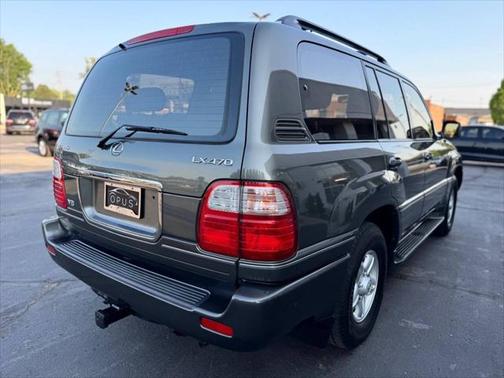 2000 Lexus LX 470 Base