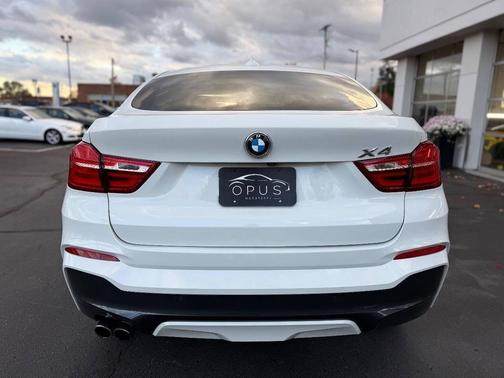 2016 BMW X4 xDrive28i