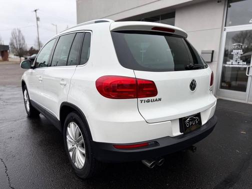 2012 Volkswagen Tiguan SE