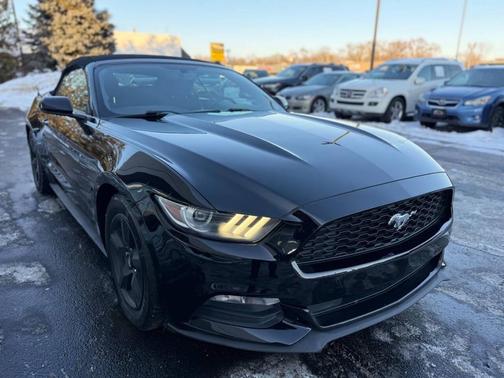 2017 Ford Mustang V6