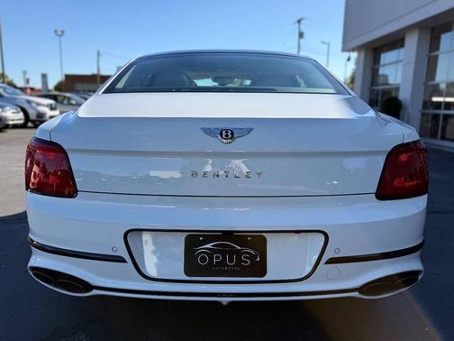 2021 Bentley Flying Spur V8