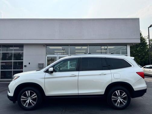 2017 Honda Pilot EX