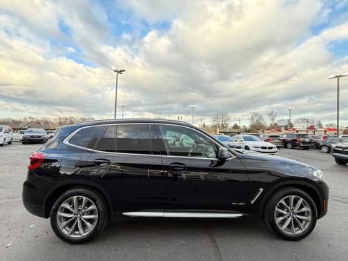 Black Sapphire Metallic 2018 BMW X3 xDrive30i