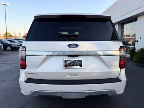 White Platinum Metallic Tri-Coat 2019 Ford Expedition Platinum