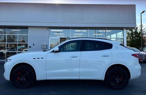 2017 Maserati Levante S