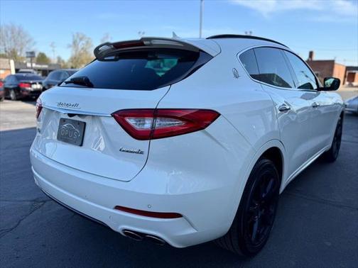 2017 Maserati Levante S