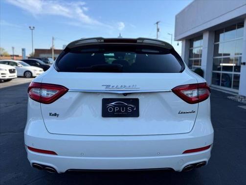 2017 Maserati Levante S