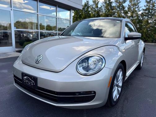 2013 Volkswagen Beetle 2.0L TDI