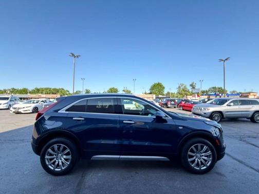 Shadow Metallic 2019 Cadillac XT4 Premium Luxury