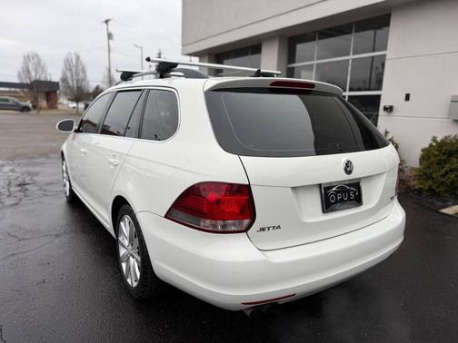 2011 Volkswagen Jetta SportWagen TDI
