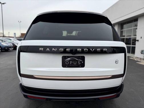 2022 Land Rover Range Rover P530 SV LWB AWD 4dr SUV (midyear release)