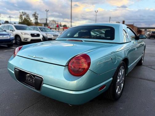 2002 Ford Thunderbird Deluxe