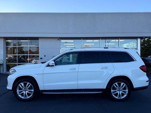 2017 Mercedes-Benz GLS 450 4MATIC