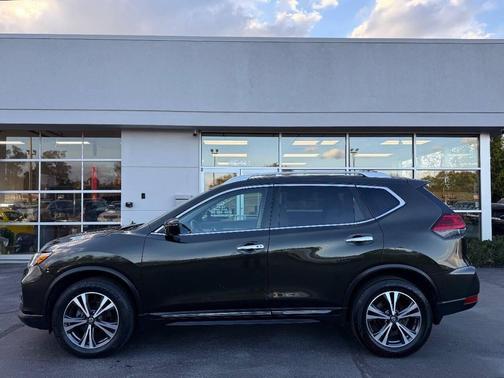 2017 Nissan Rogue SL