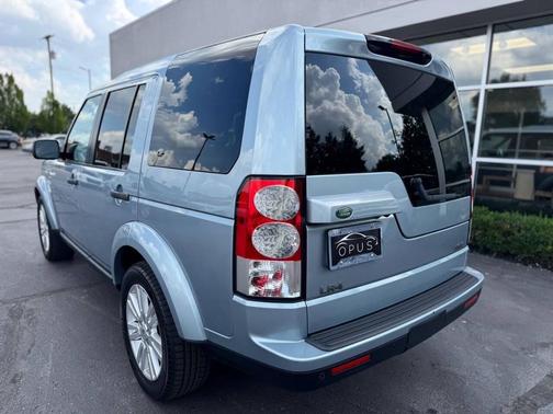 2011 Land Rover LR4 Base